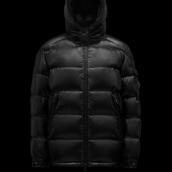 2022 MONCLER Maire Short Down Jacket Womens Hooded Down Puffer Coat Winter Outerwear Black