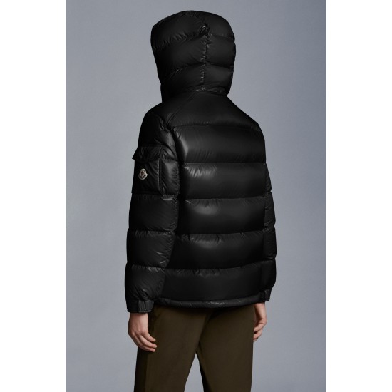 2022 MONCLER Maire Short Down Jacket Womens Hooded Down Puffer Coat Winter Outerwear Black