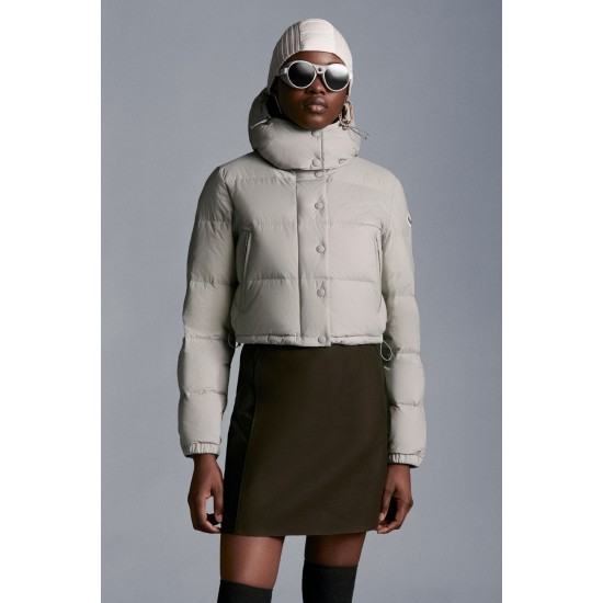 2022 Moncler Avoine Short Down Jacket Women Down Puffer Coat Winter Outerwear Light Grey