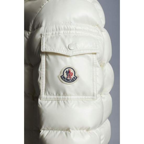 2022 Moncler Badyfur Collar Short Down Jacket Women Down Puffer Coat Winter Outerwear White