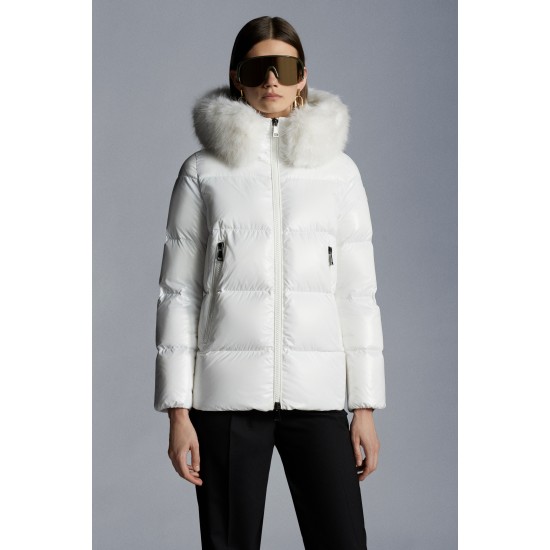 2022 Moncler Laiche Parka Short Down Jacket Women Fur Hooded Collar Down Puffer Coat Winter Outerwear Off White