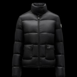 2022 Moncler Lannic Short Down Jacket Women Down Puffer Coat Winter Outerwear Black