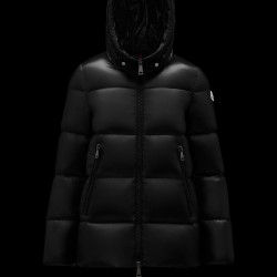 2022 Moncler Seritte Parka Short Down Jacket Women Down Puffer Coat Winter Outerwear Black