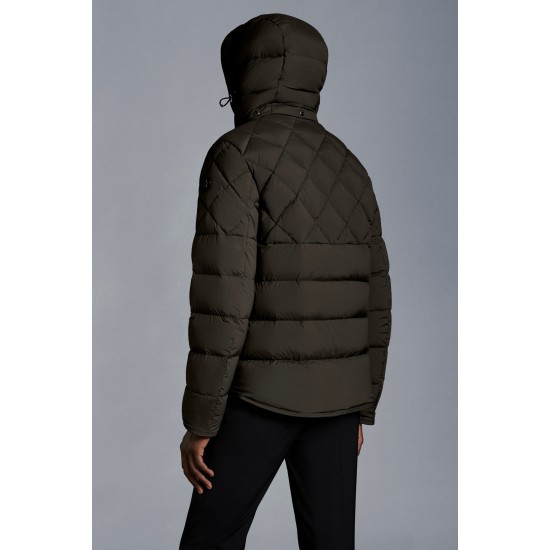 2022 Moncler Cecaud Short Down Jacket Mens Winter Hooded Puffer Down Coat Outerwear Dark Army Green