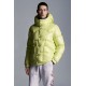 2022 Moncler Coutard Short Down Jacket Mens Winter Puffers Down Coat Outerwear Cream Yellow