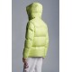 2022 Moncler Coutard Short Down Jacket Mens Winter Puffers Down Coat Outerwear Cream Yellow