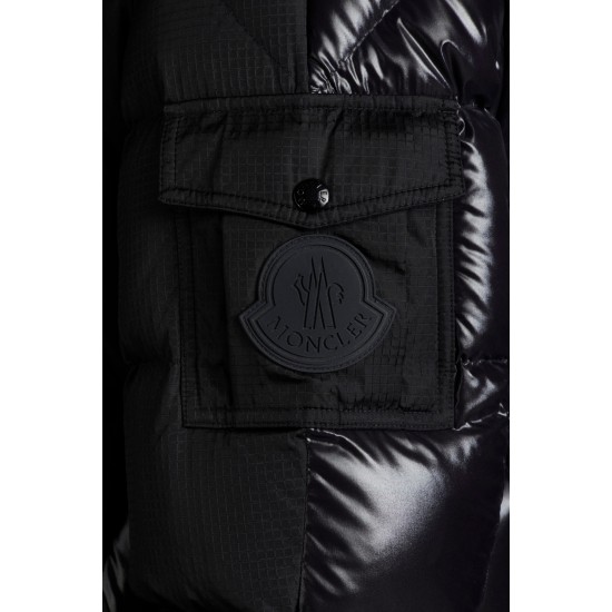 2022 Moncler Deschamps Short Down Jacket Mens Zip Up Hooded Down Puffer Coat Winter Outerwear Black