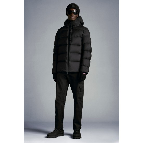 2022 Moncler Giraud Outdoor Short Down Jacket Mens Winter Hooded Puffer Down Coat Outerwear Black