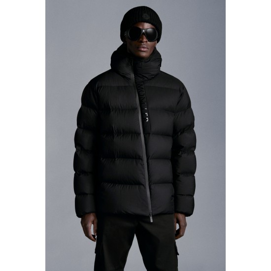 2022 Moncler Giraud Outdoor Short Down Jacket Mens Winter Hooded Puffer Down Coat Outerwear Black