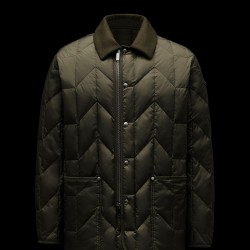 2022 Moncler Moreau Casual Short Down Jacket Mens Down Coat Zip Up Winter Outerwear Army Green