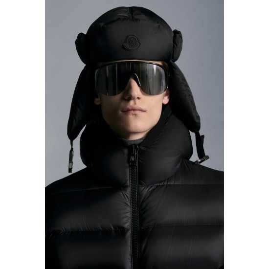 2022 Moncler Myosotis Short Down Jacket Hooded Mens Down Puffer Coat Zip Up Winter Outerwear Black