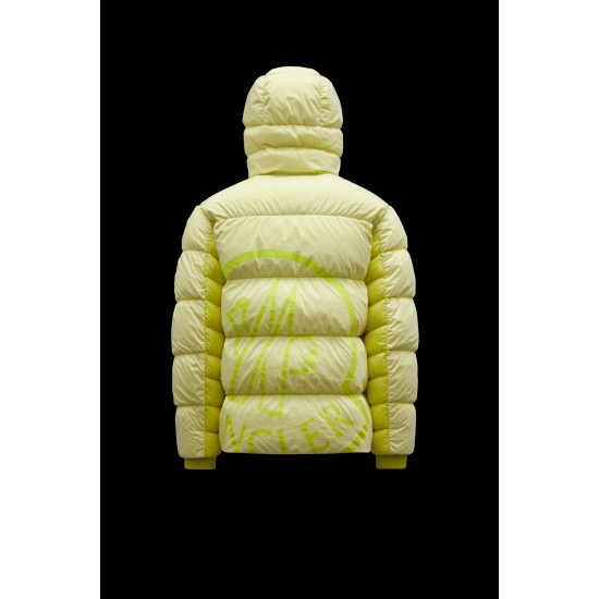 2022 Moncler Paviot Short Down Jacket Hooded Mens Down Puffer Coat Winter Outerwear Cream Yellow