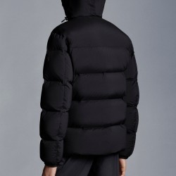 2022 Moncler Quiberville Short Down Jacket Mens Winter Coat Outerwear Black