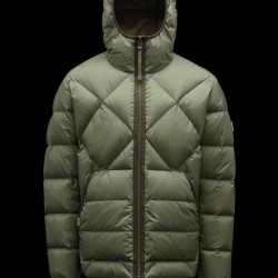 2022 Moncler Reynaud Short Down Jacket Mens Hooded Winter Puffer Down Coat Outerwear Sage Green