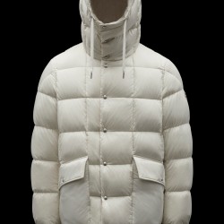 MONCLER Grimblat Short Down Jacket Mens Hooded Puffer Down Coat Winter Outerwear Ivory White