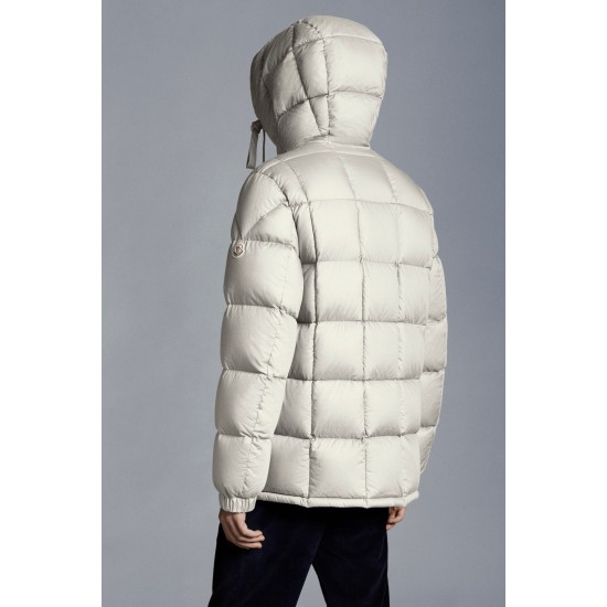 MONCLER Grimblat Short Down Jacket Mens Hooded Puffer Down Coat Winter Outerwear Ivory White