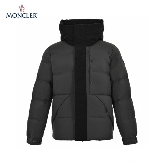 Discount 22FW Moncler Madeira Hooded Short Black Long Sleeves Down Jacket