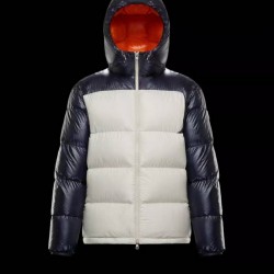 Moncler Latour Hooded Down Puffer Jacket Mens Down Coat Winter Outwear White Blue 