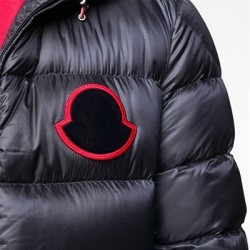 Moncler Logo Patch Hooded Down Puffer Jacket Mens Down Coat Winter Outwear Dark Blue 